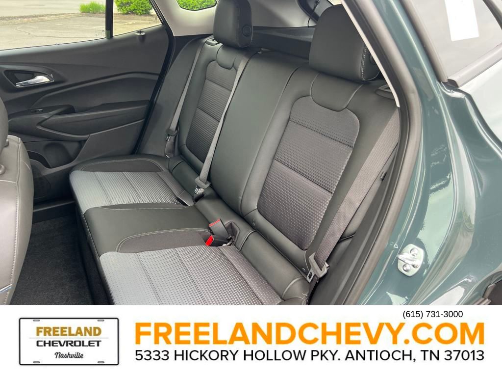 Vehicle image 20 of 25