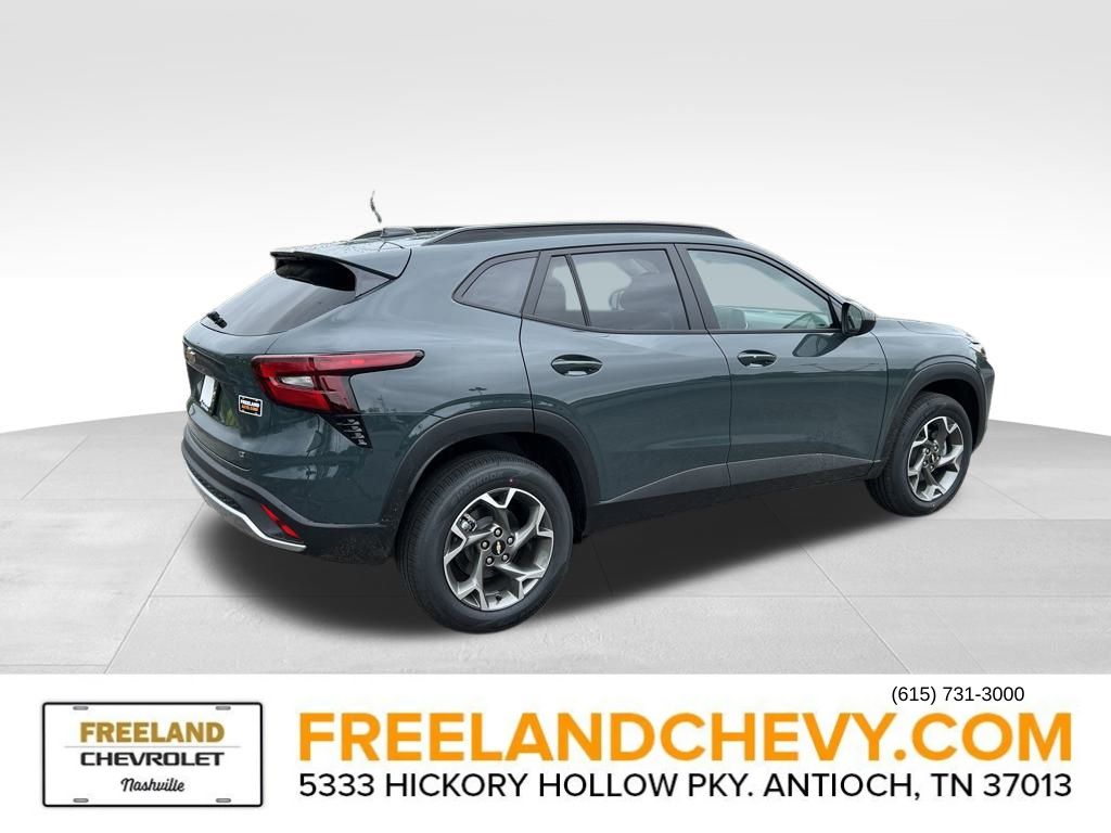 Vehicle image 4 of 25