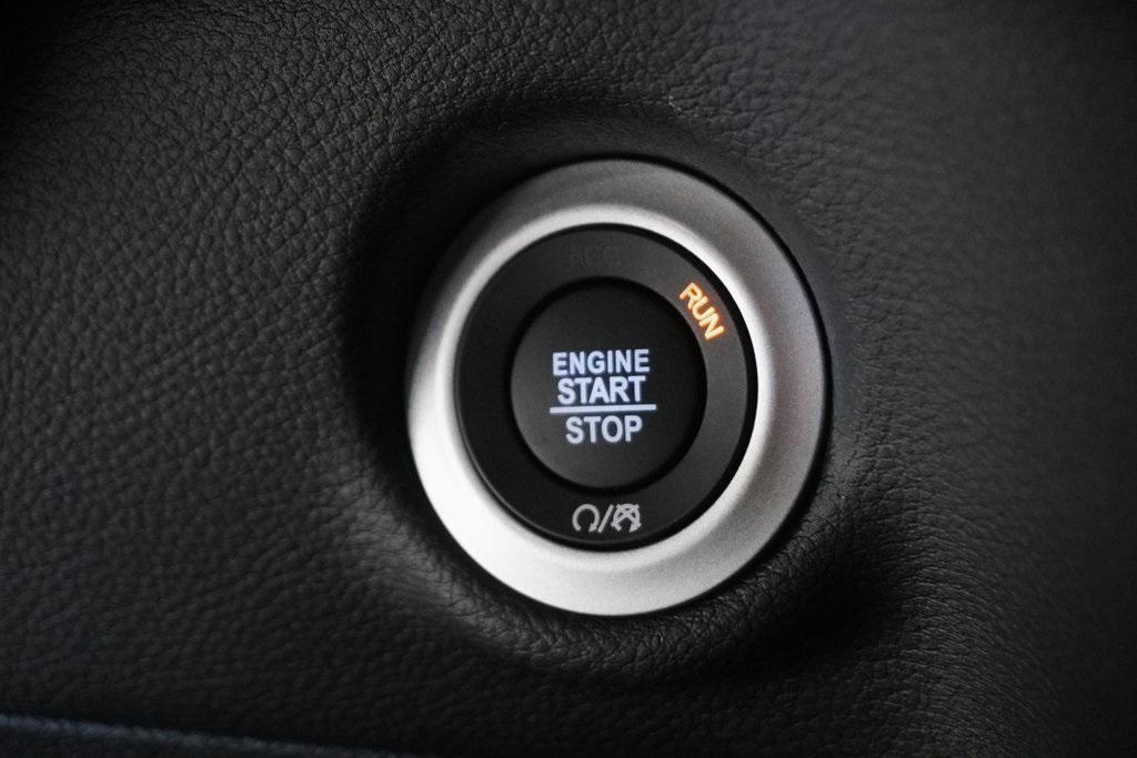 Vehicle image 23 of 28
