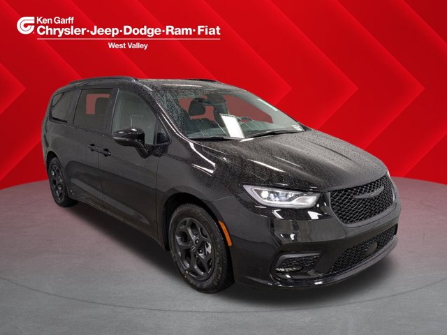 Vehicle image 3 of 16