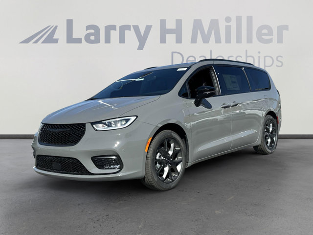 Vehicle image 1 of 35