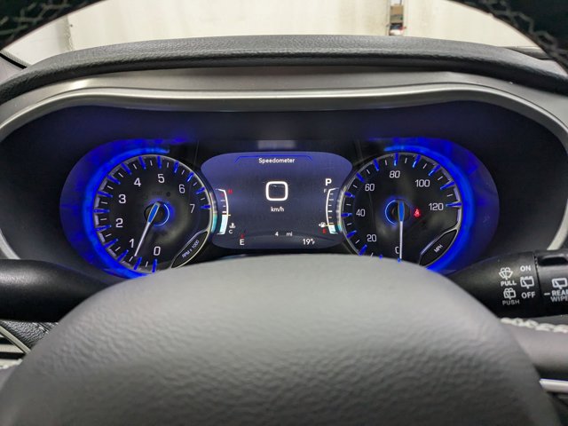 Vehicle image 9 of 16