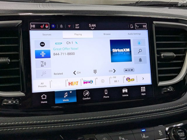 Vehicle image 10 of 16