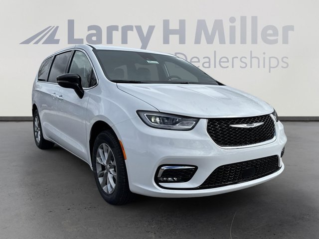 Vehicle image 5 of 34
