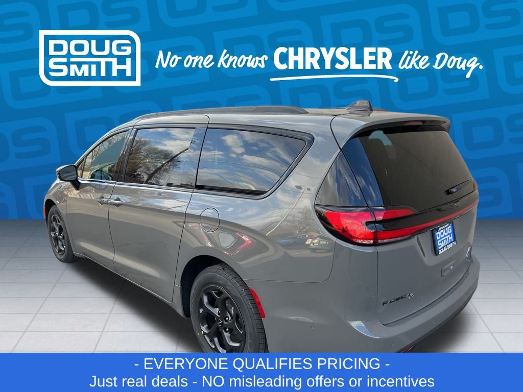 Vehicle image 6 of 29