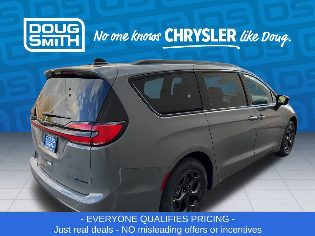 Vehicle image 5 of 29