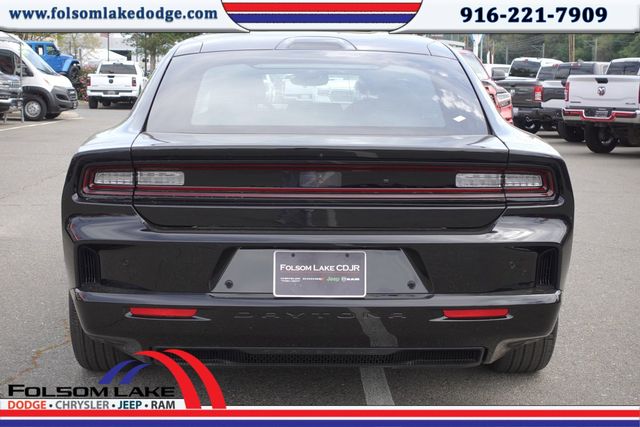 2025 Dodge Charger Daytona R/T Image 3 of 23