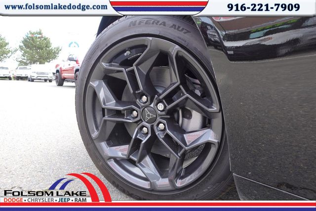 2025 Dodge Charger Daytona R/T Image 5 of 23