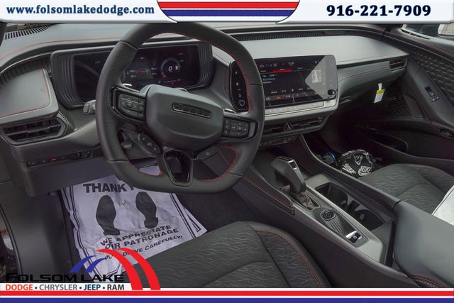 2025 Dodge Charger Daytona R/T Image 9 of 23