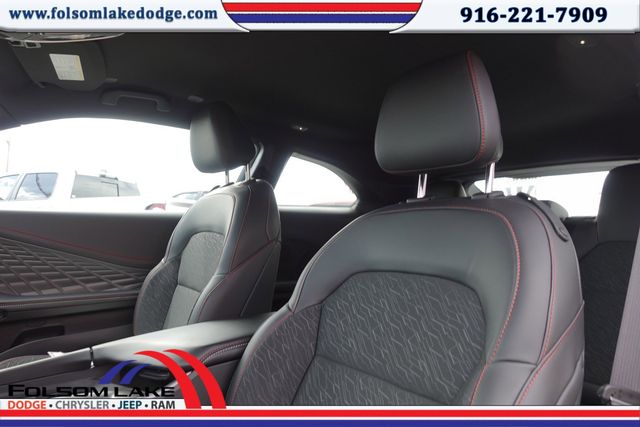 2025 Dodge Charger Daytona R/T Image 8 of 23