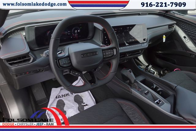 2025 Dodge Charger Daytona R/T Image 10 of 24