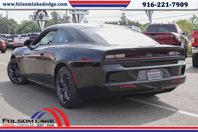 2025 Dodge Charger Daytona R/T Image 5 of 24