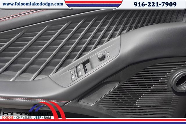 2025 Dodge Charger Daytona R/T Image 14 of 24