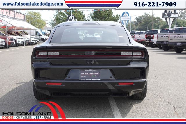 2025 Dodge Charger Daytona R/T Image 4 of 24