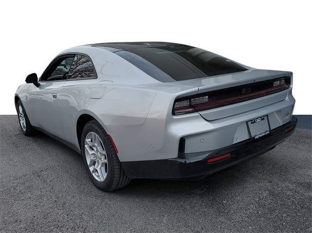 Vehicle image 4 of 20