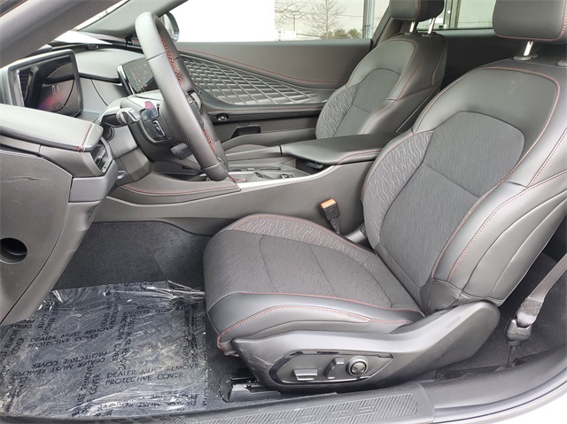 Vehicle image 10 of 20