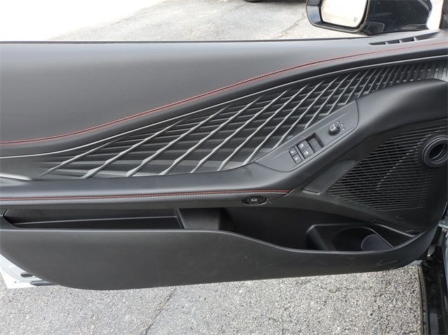 Vehicle image 8 of 20