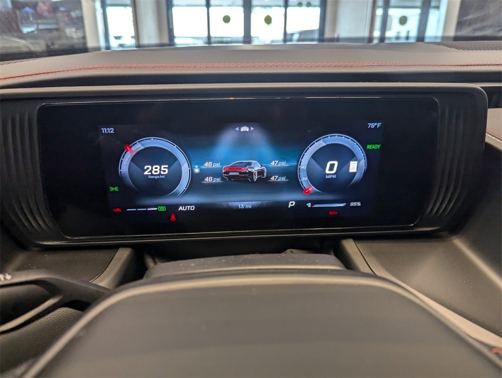 2025 Dodge Charger Daytona R/T Image 16 of 24