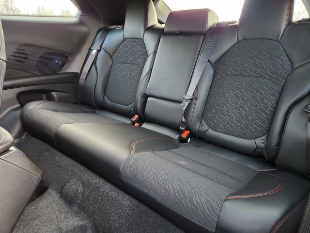 Vehicle image 28 of 29