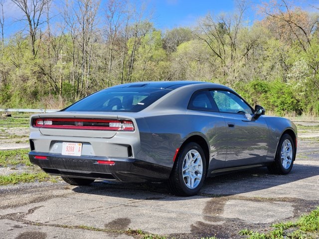 Vehicle image 5 of 29