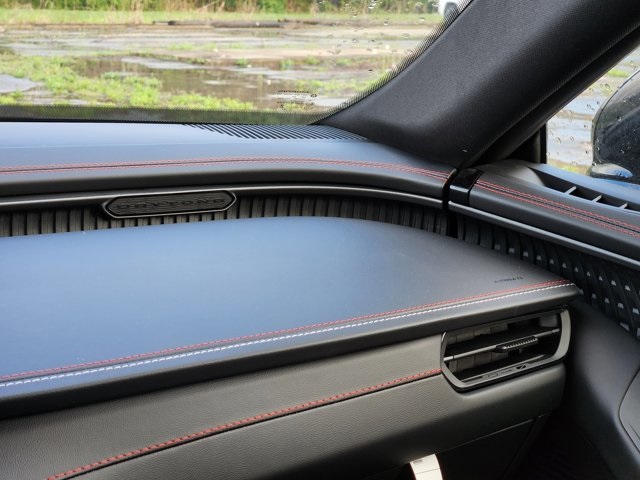 Vehicle image 24 of 29