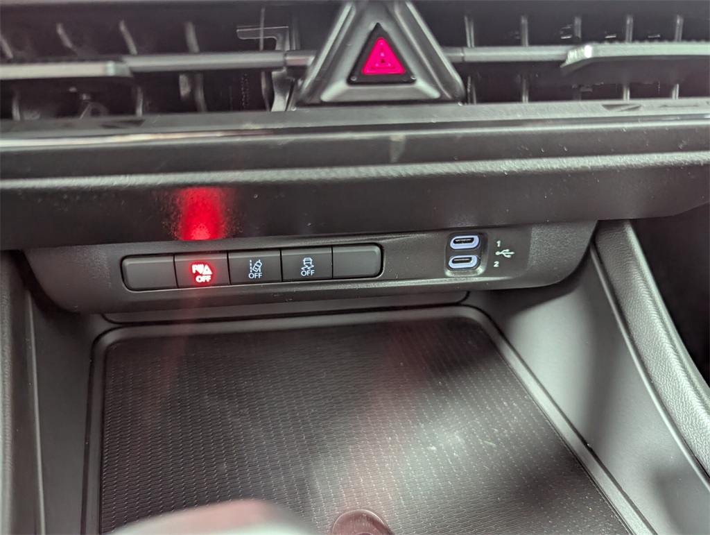 2025 Dodge Charger Daytona R/T Image 19 of 24