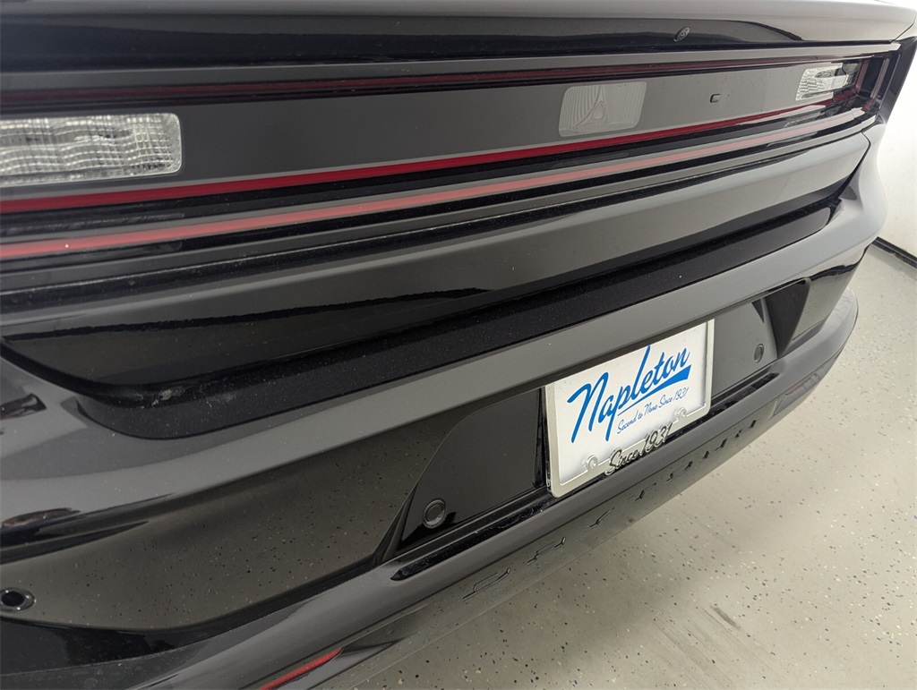 2025 Dodge Charger Daytona R/T Image 8 of 24