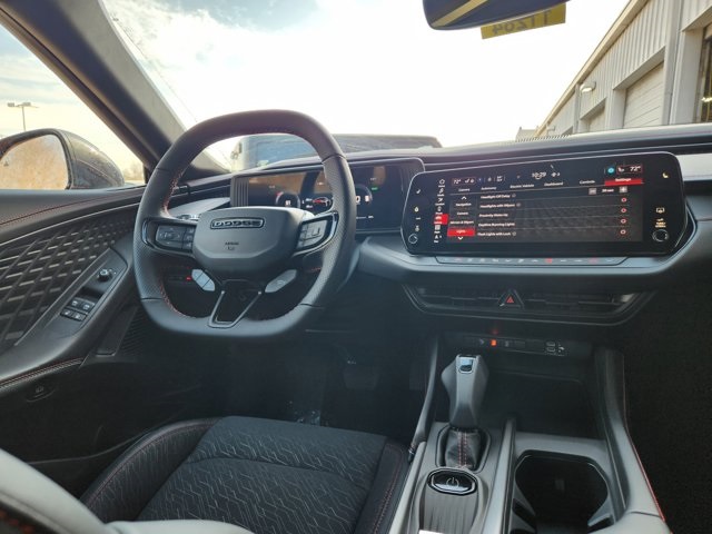 Vehicle image 28 of 29
