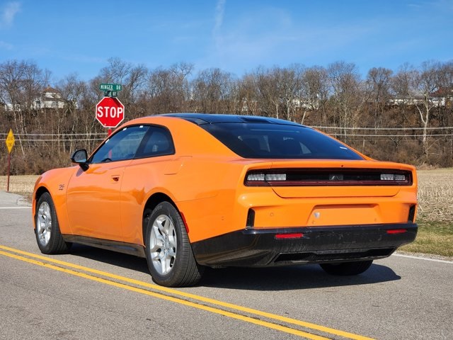 Vehicle image 7 of 29