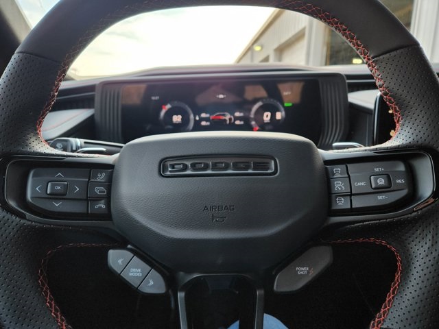 Vehicle image 25 of 29