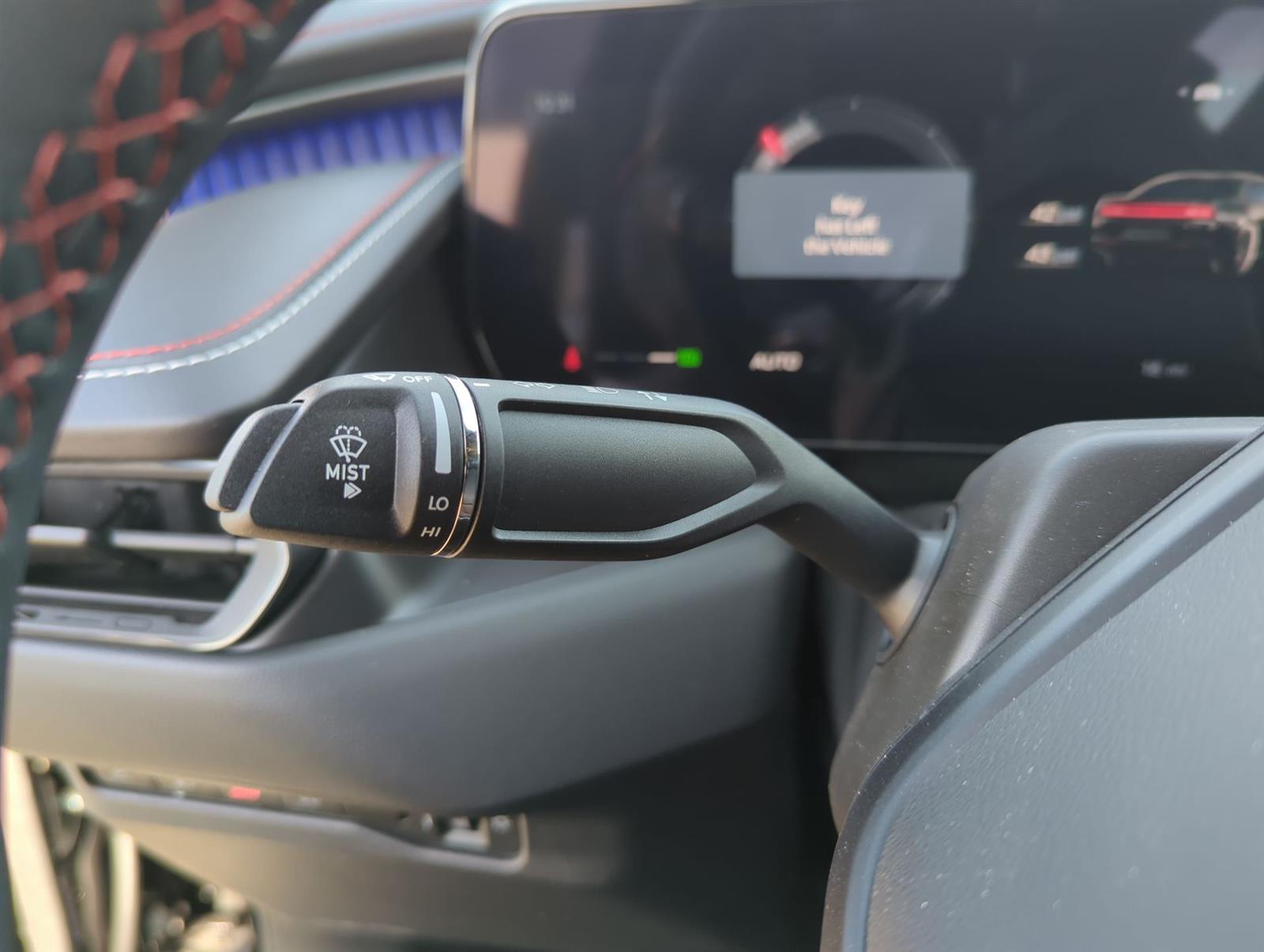 Vehicle image 22 of 31