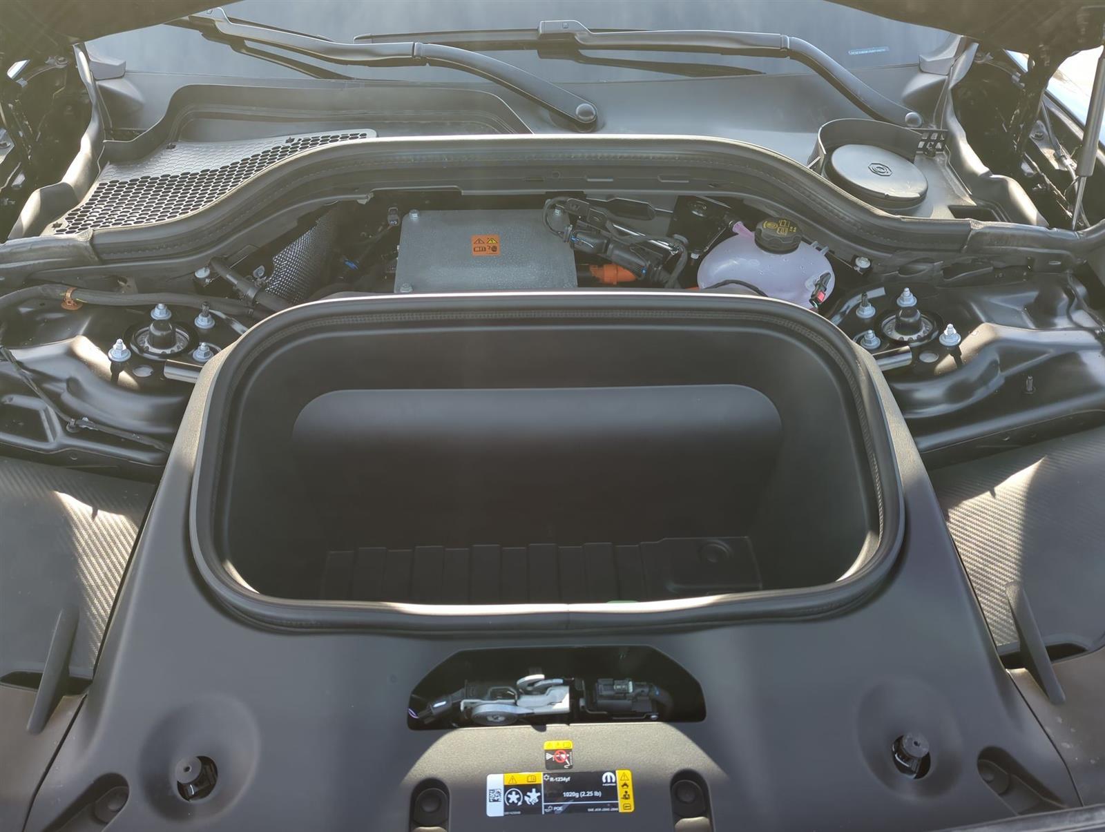 Vehicle image 12 of 31