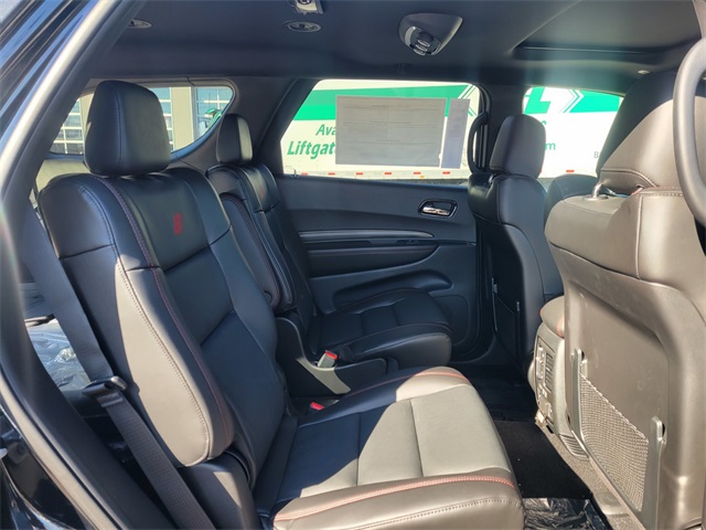 Vehicle image 18 of 35