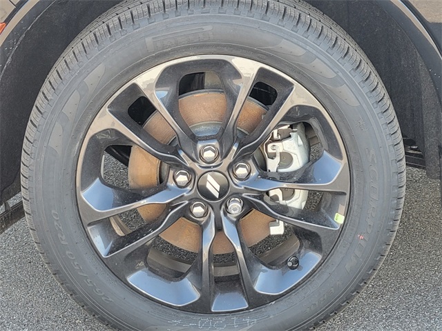 Vehicle image 12 of 35