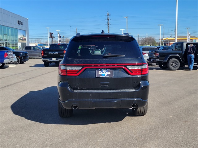 Vehicle image 8 of 35