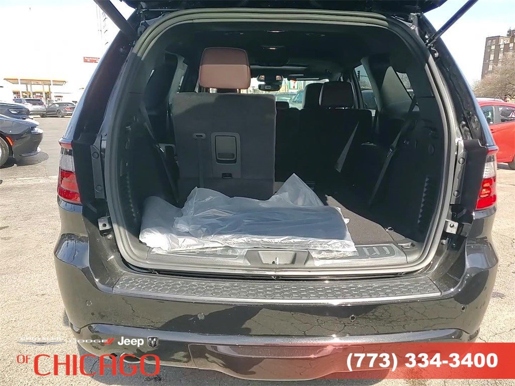 Vehicle image 10 of 25