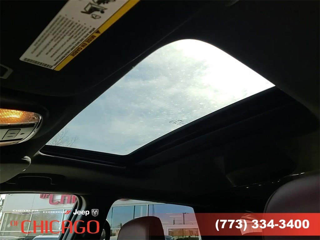 Vehicle image 15 of 25