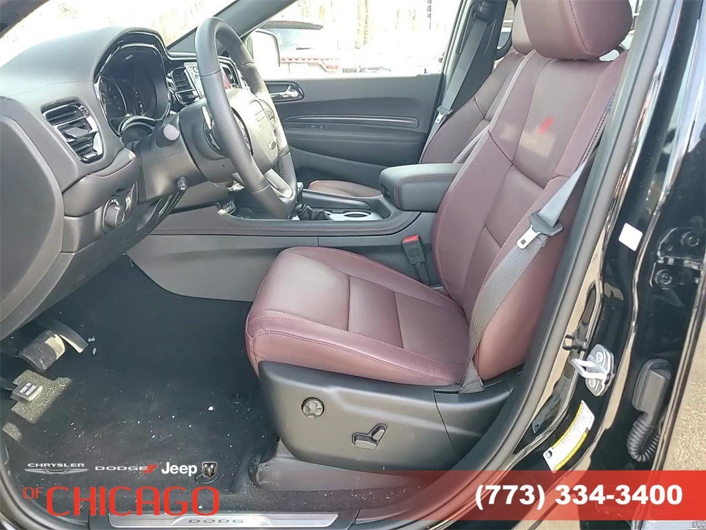 Vehicle image 13 of 25