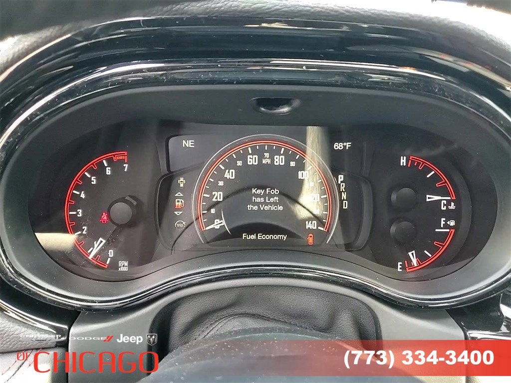Vehicle image 16 of 25