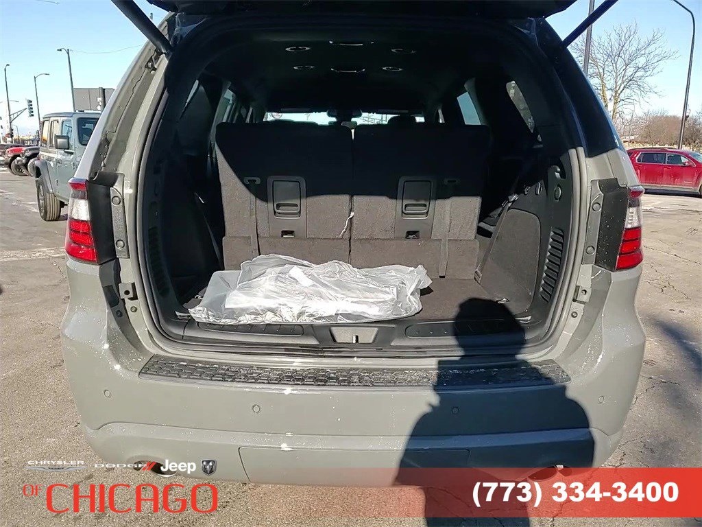 Vehicle image 10 of 25