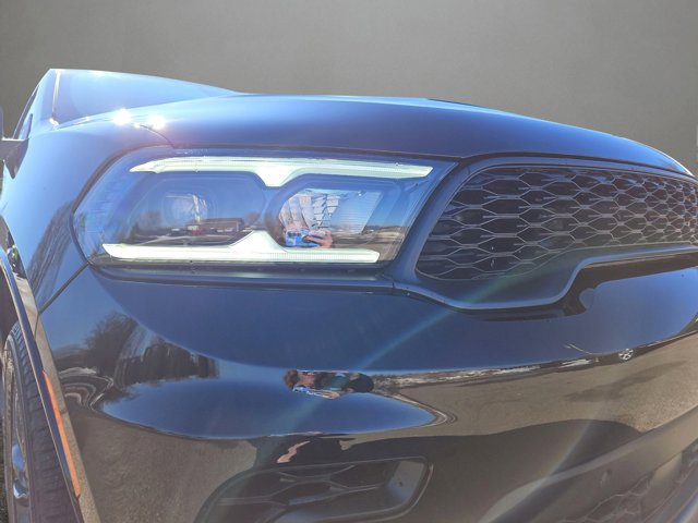 Vehicle image 41 of 68