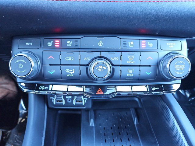Vehicle image 46 of 68