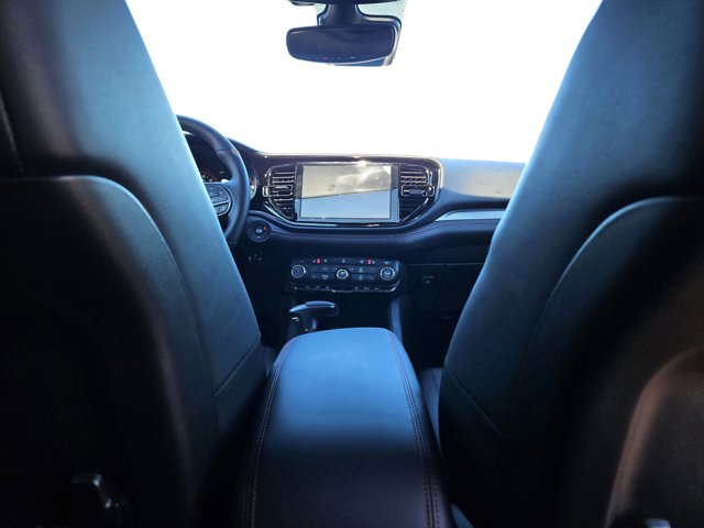 Vehicle image 26 of 68