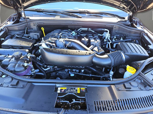 Vehicle image 30 of 68