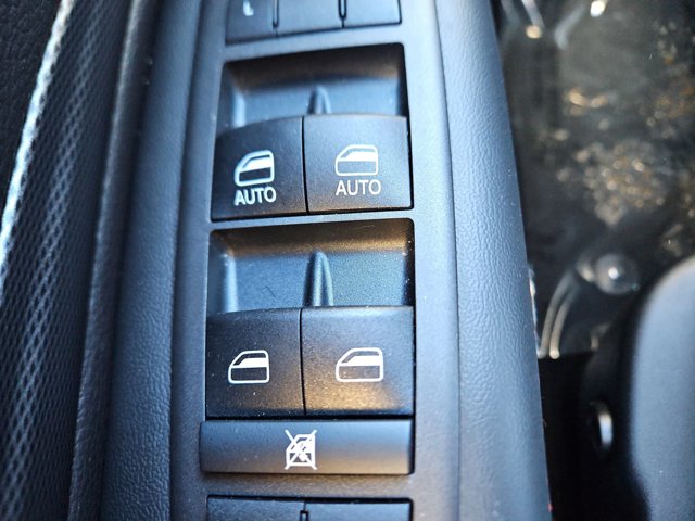 Vehicle image 53 of 68