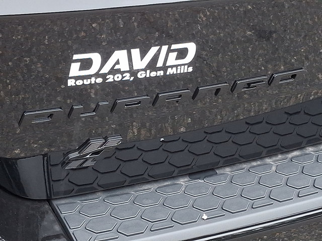 Vehicle image 19 of 21