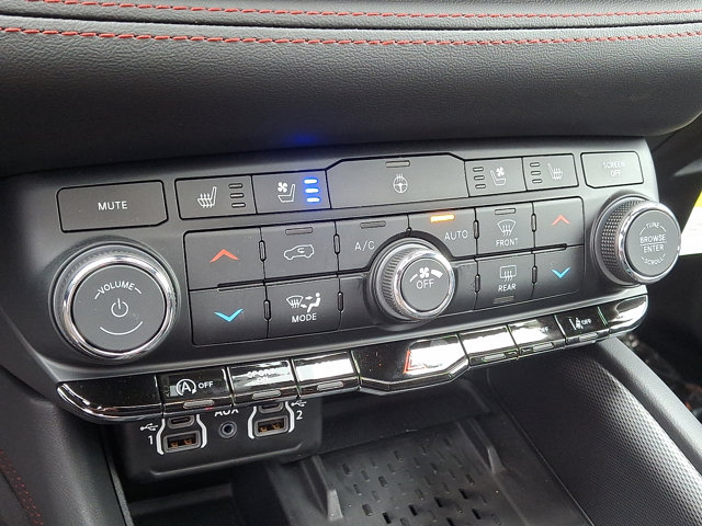 Vehicle image 20 of 21