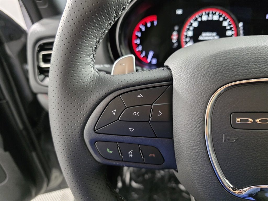 2025 Dodge Durango R/T Image 18 of 26