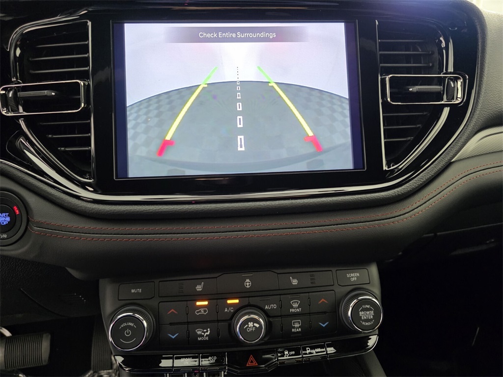 2025 Dodge Durango R/T Image 21 of 26