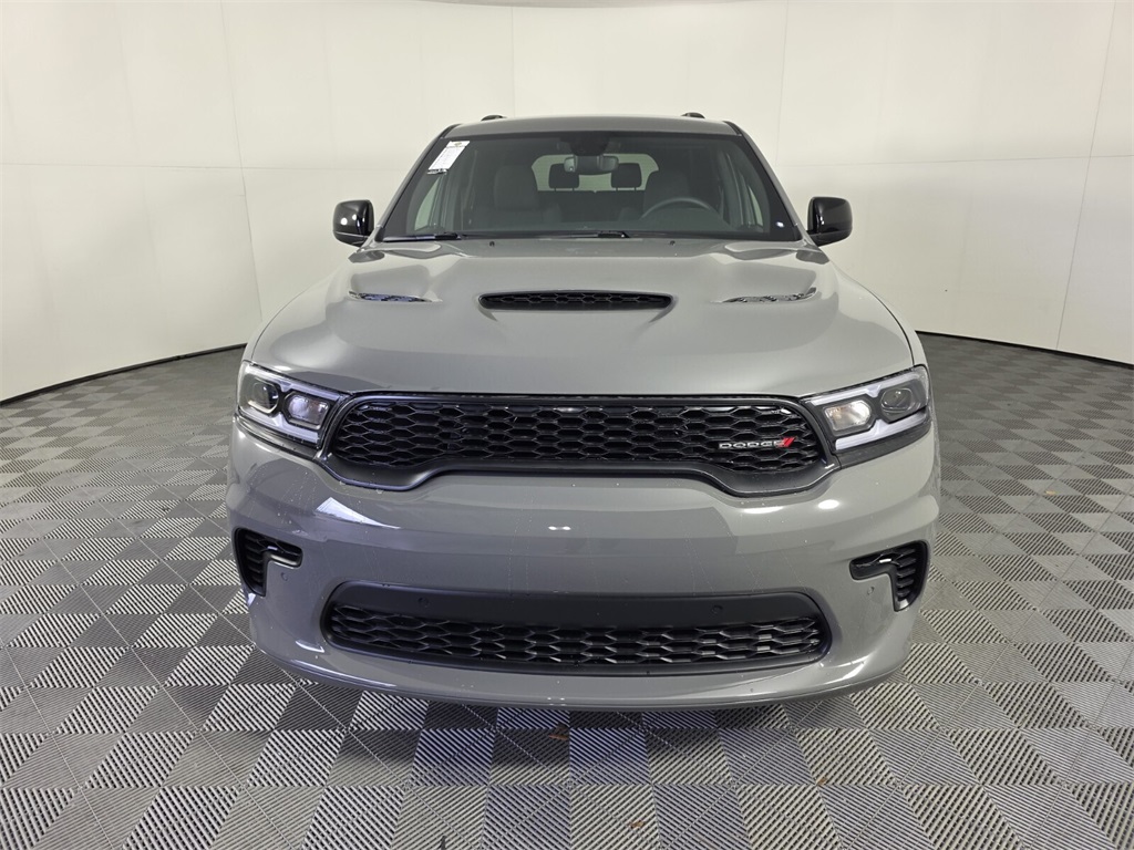 2025 Dodge Durango R/T Image 2 of 26